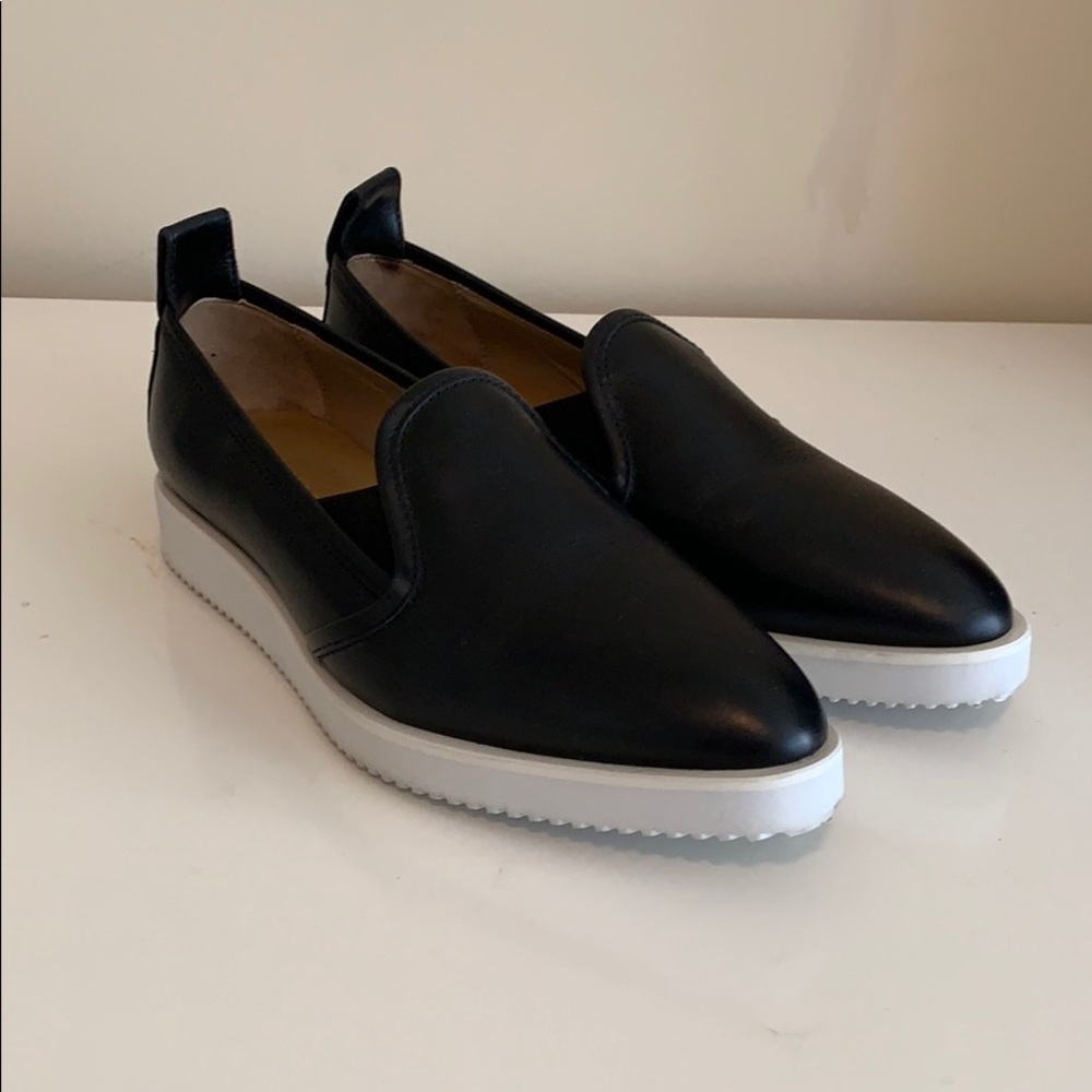 Everlane leather street shoe